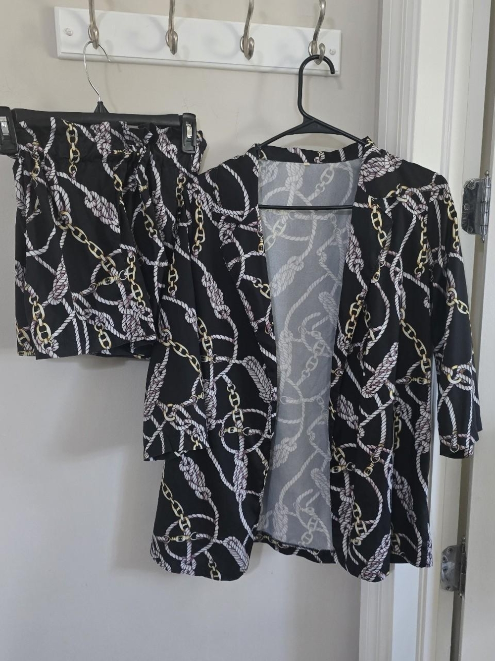 SHEIN Black Rope & Chain Print Open Blazer Set